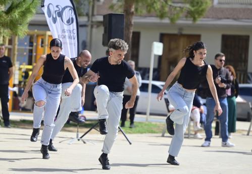 LaCerda: El Baile de la Zurda